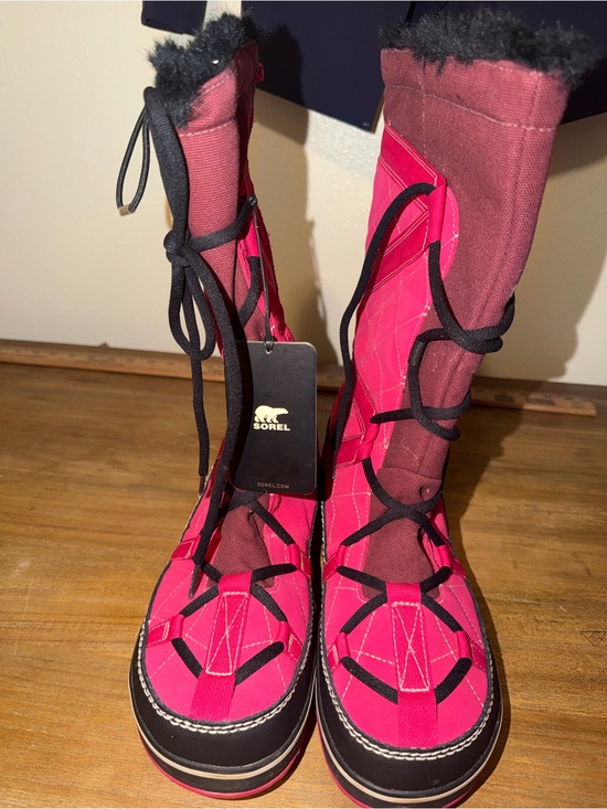 Sorel Shoes - Sorel Women's Bright Pink Lace-Up Winter Boots with Black Trim